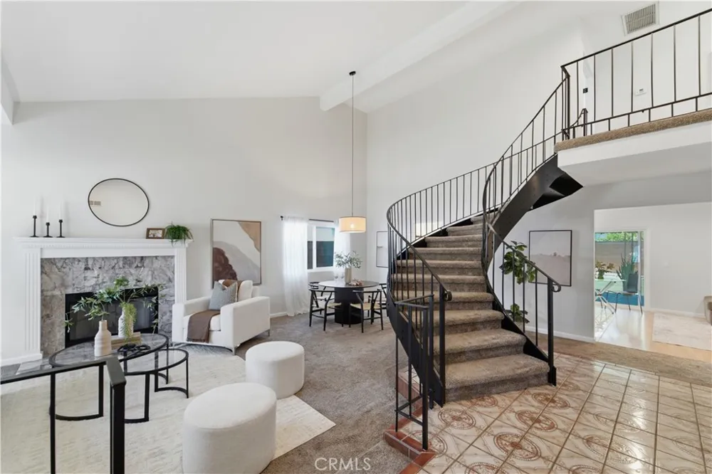 8126 Laramie Avenue Winnetka, CA 91306