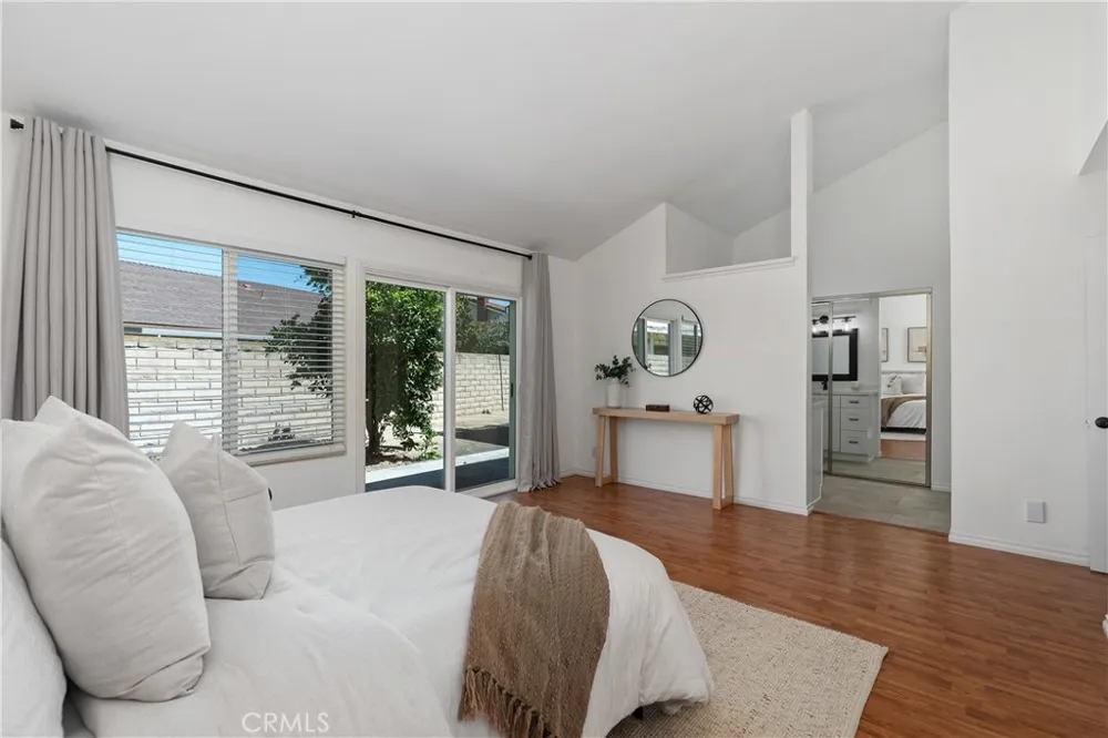 2600 Geneva Fullerton, CA 92833