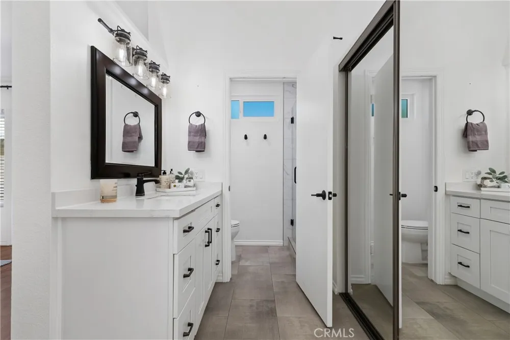 2600 Geneva Fullerton, CA 92833