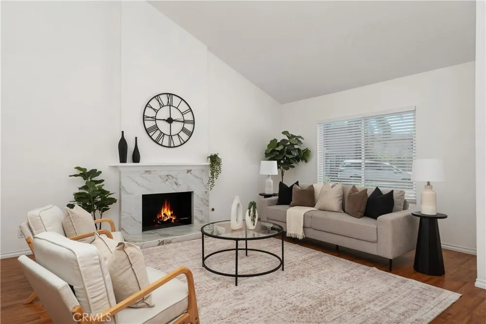 2600 Geneva Fullerton, CA 92833