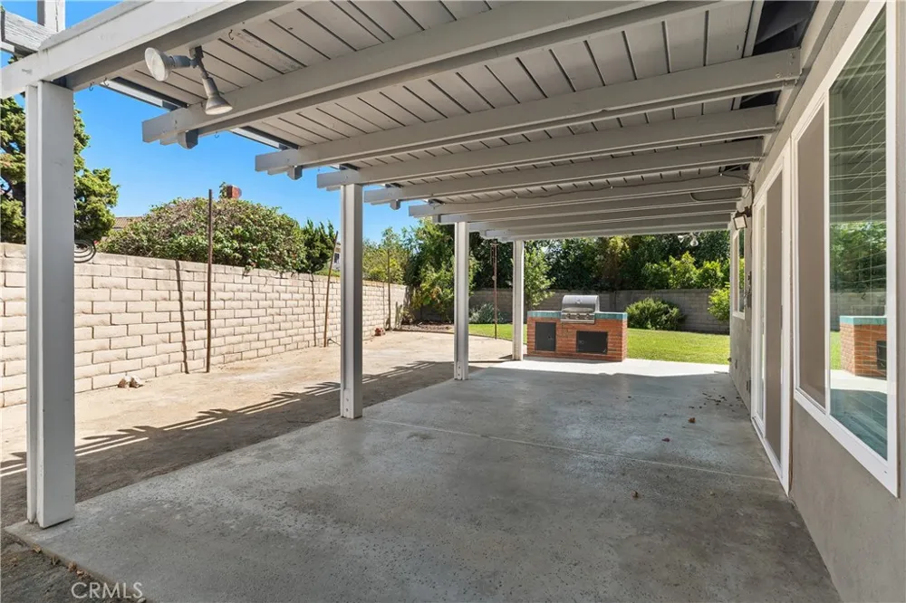 2600 Geneva Fullerton, CA 92833