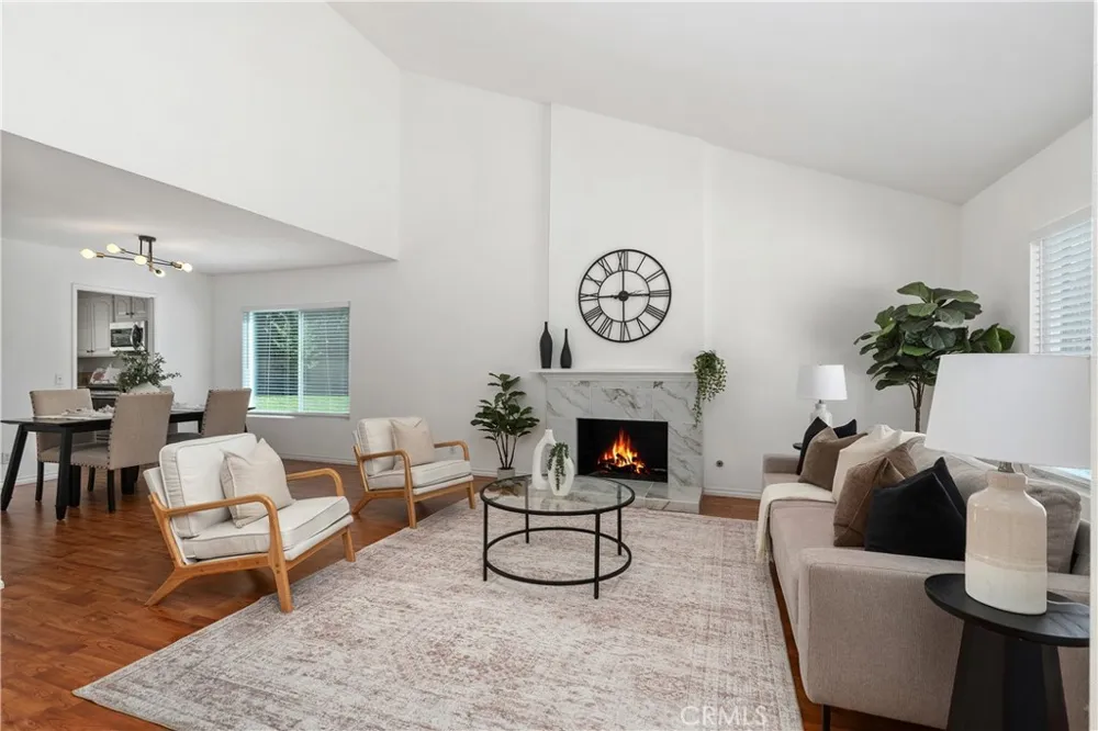 2600 Geneva Fullerton, CA 92833