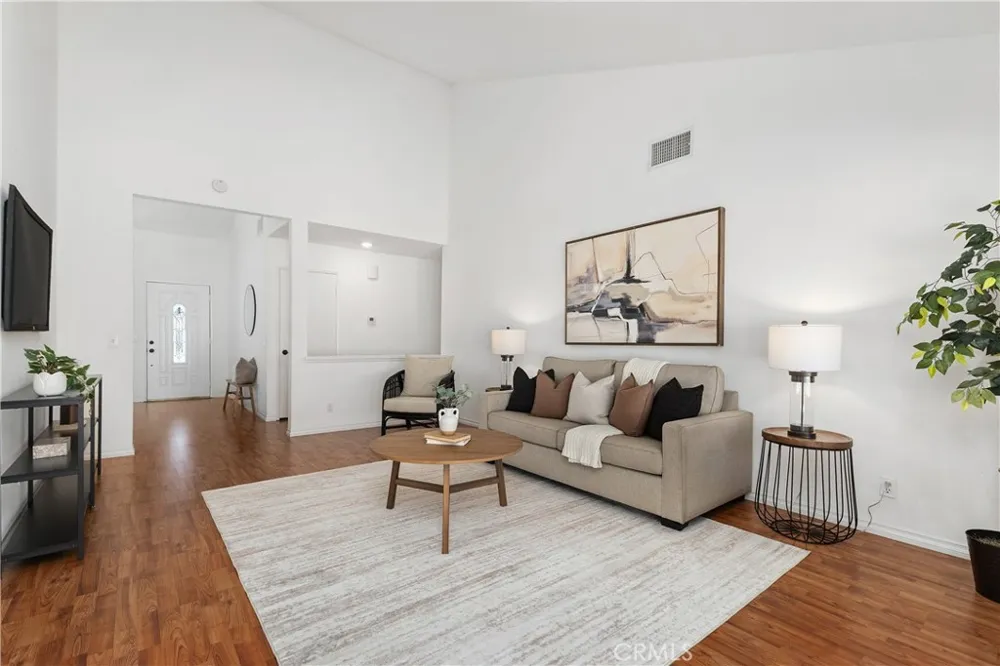 2600 Geneva Fullerton, CA 92833