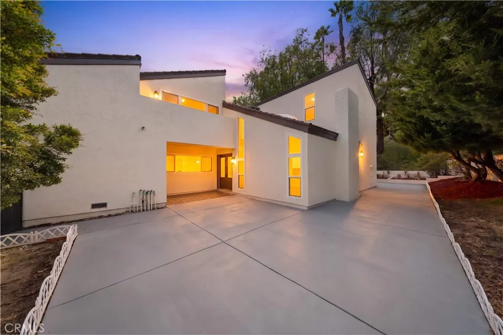 24771 Daphne E Mission Viejo, CA 92691