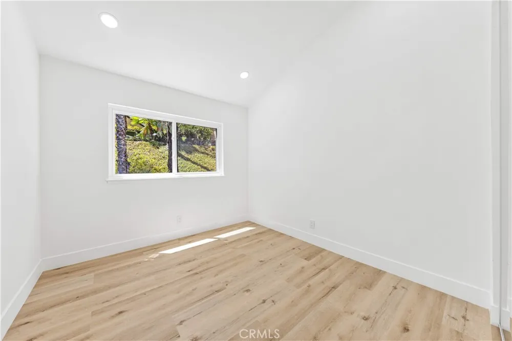 24771 Daphne E Mission Viejo, CA 92691