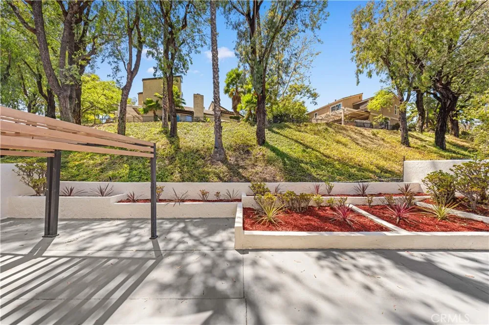 24771 Daphne E Mission Viejo, CA 92691