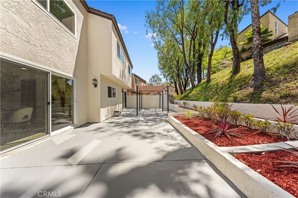 24771 Daphne E Mission Viejo, CA 92691