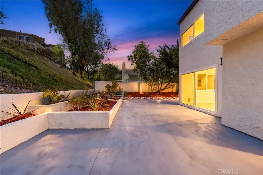 24771 Daphne E Mission Viejo, CA 92691