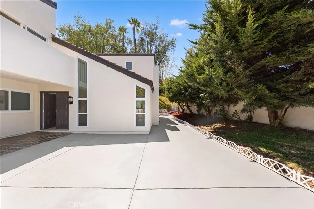 24771 Daphne E Mission Viejo, CA 92691