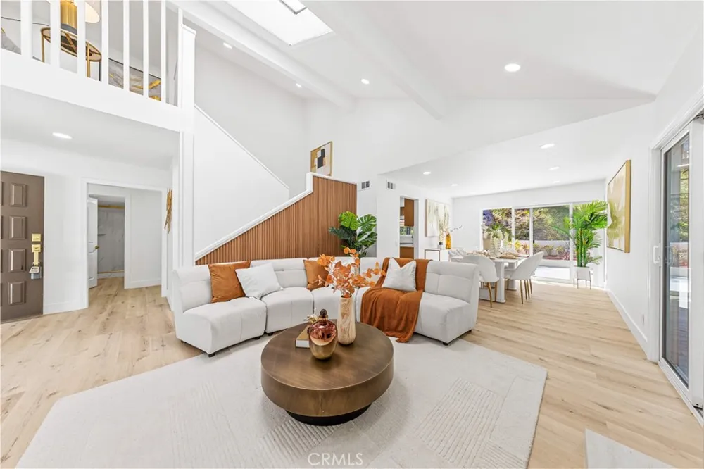 24771 Daphne E Mission Viejo, CA 92691