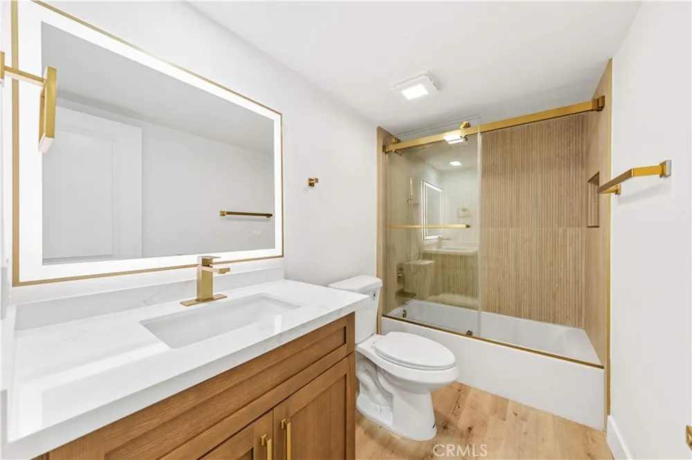 24771 Daphne E Mission Viejo, CA 92691