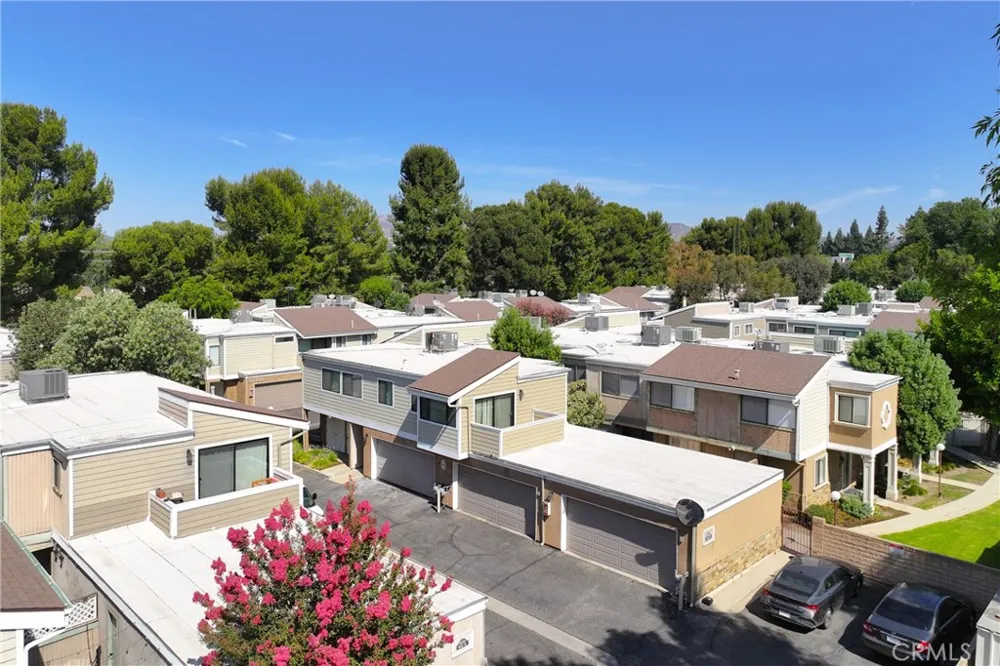 10730 Woodley Avenue #7 Los Angeles, CA 91344