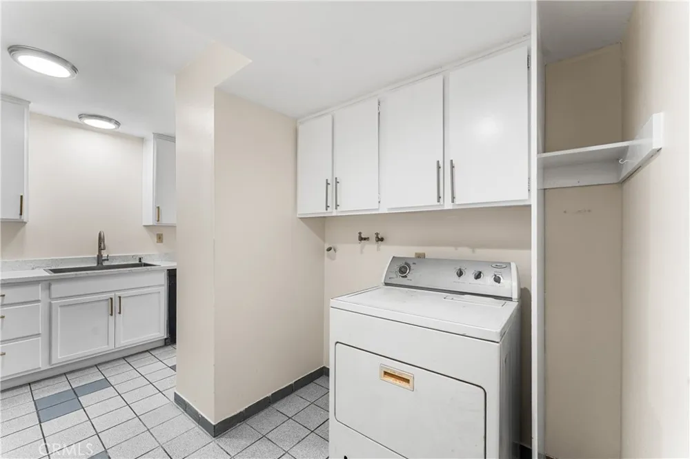 10730 Woodley Avenue #7 Los Angeles, CA 91344