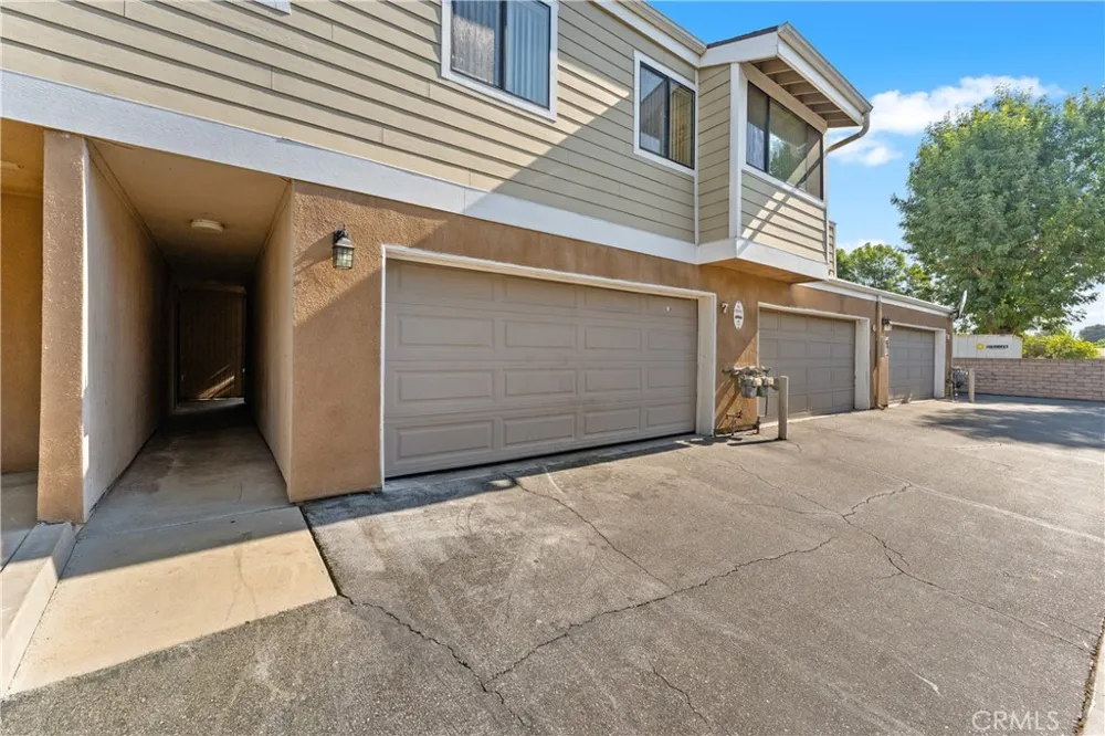 10730 Woodley Avenue #7 Los Angeles, CA 91344