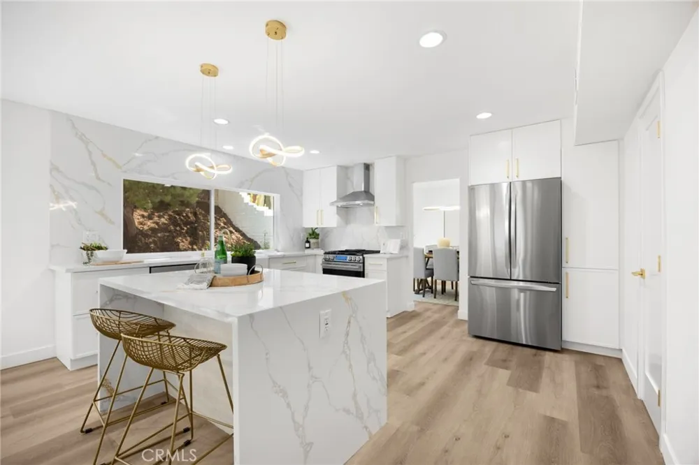 20412 Lake Canyon Walnut, CA 91789