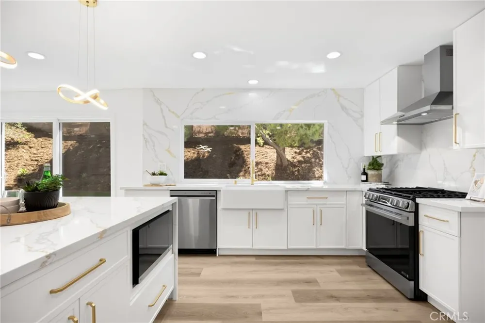 20412 Lake Canyon Walnut, CA 91789