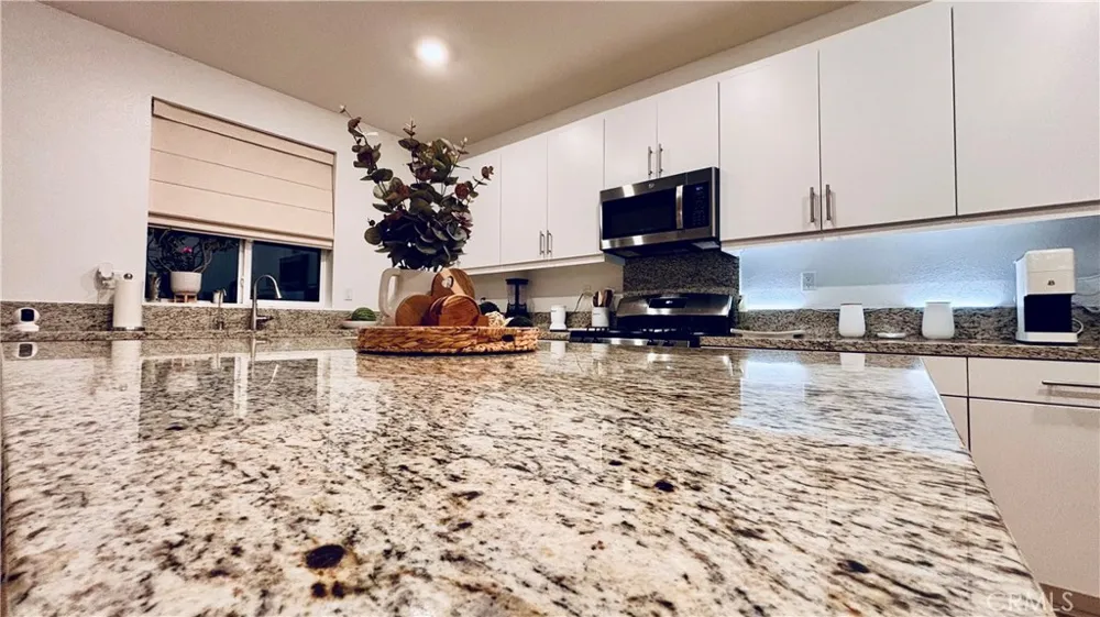 27344 Rolling Ridge Menifee, CA 92585