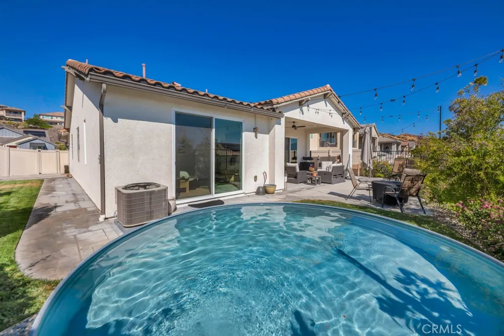 28553 Foothill Saugus, CA 91350