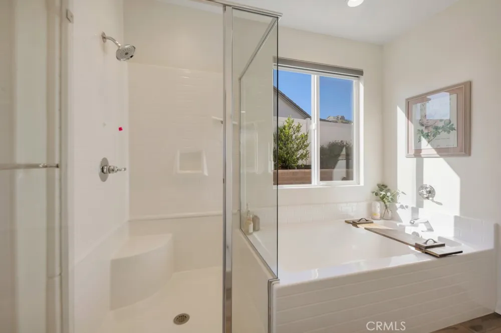 28553 Foothill Saugus, CA 91350