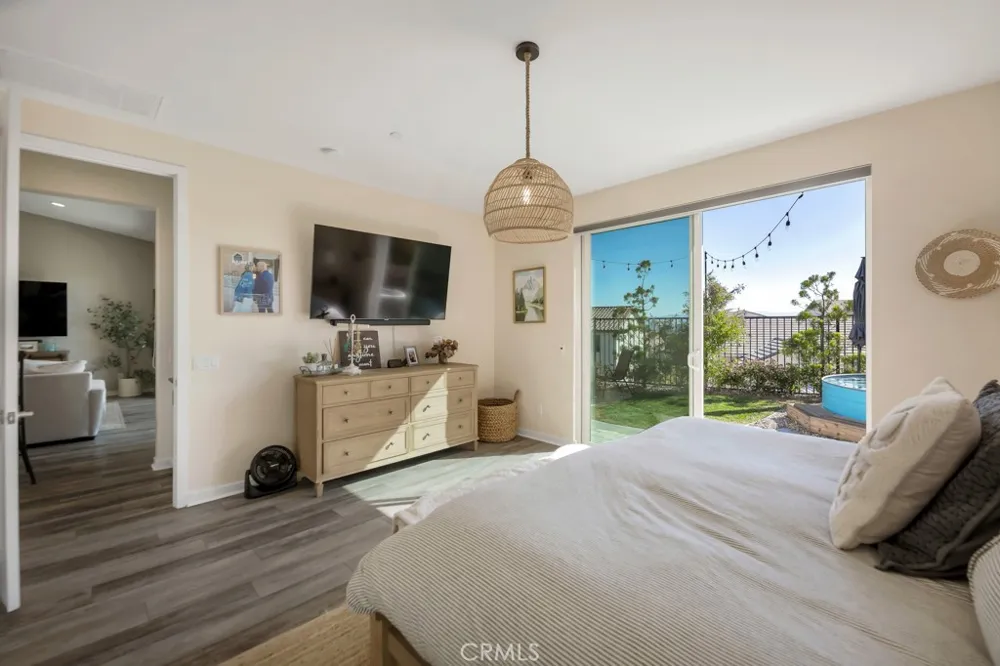 28553 Foothill Saugus, CA 91350
