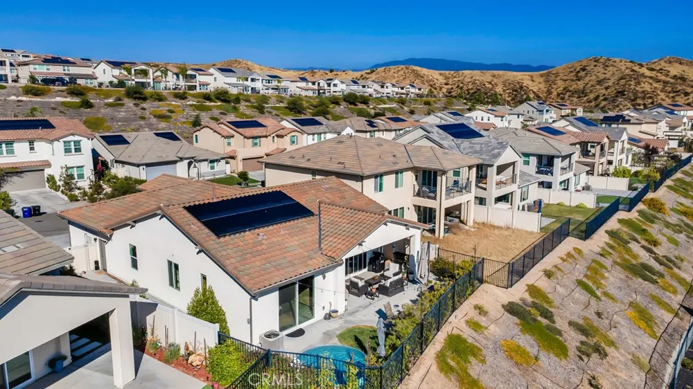 28553 Foothill Saugus, CA 91350