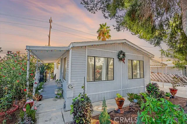 3017 Lake View Drive Perris, CA 92571