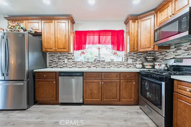 3017 Lake View Drive Perris, CA 92571