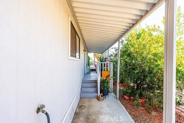 3017 Lake View Drive Perris, CA 92571