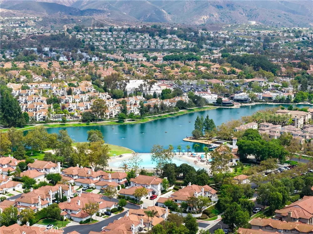 8 Dorado Rancho Santa Margarita, CA 92688