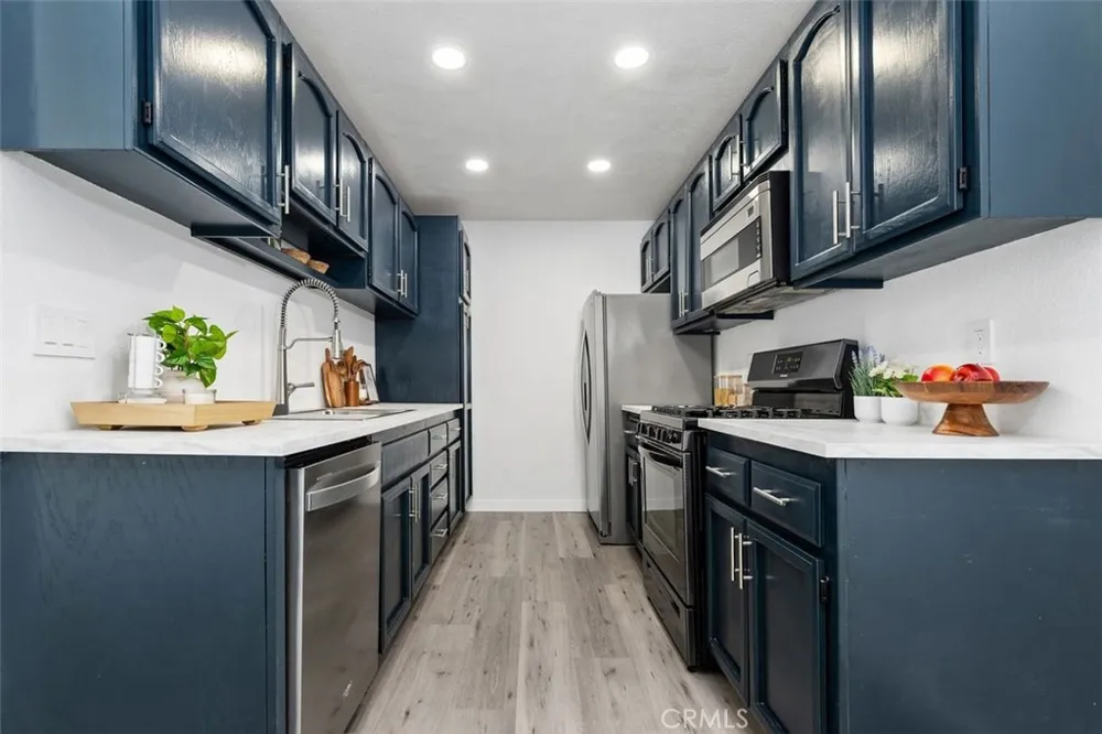 20553 S Vermont Avenue #6 Torrance, CA 90502