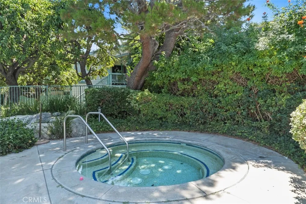 20553 S Vermont Avenue #6 Torrance, CA 90502