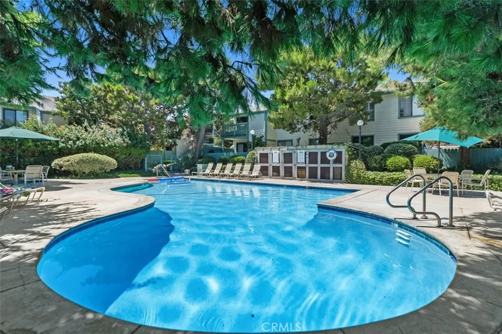 20553 S Vermont Avenue #6 Torrance, CA 90502