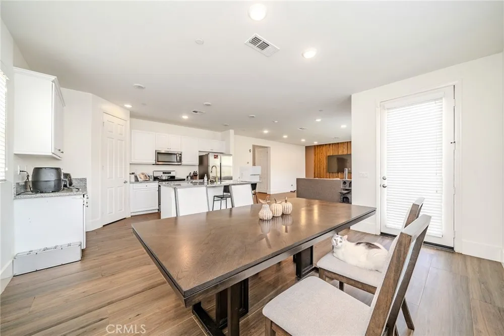 24571 Acadia Drive Corona, CA 92883