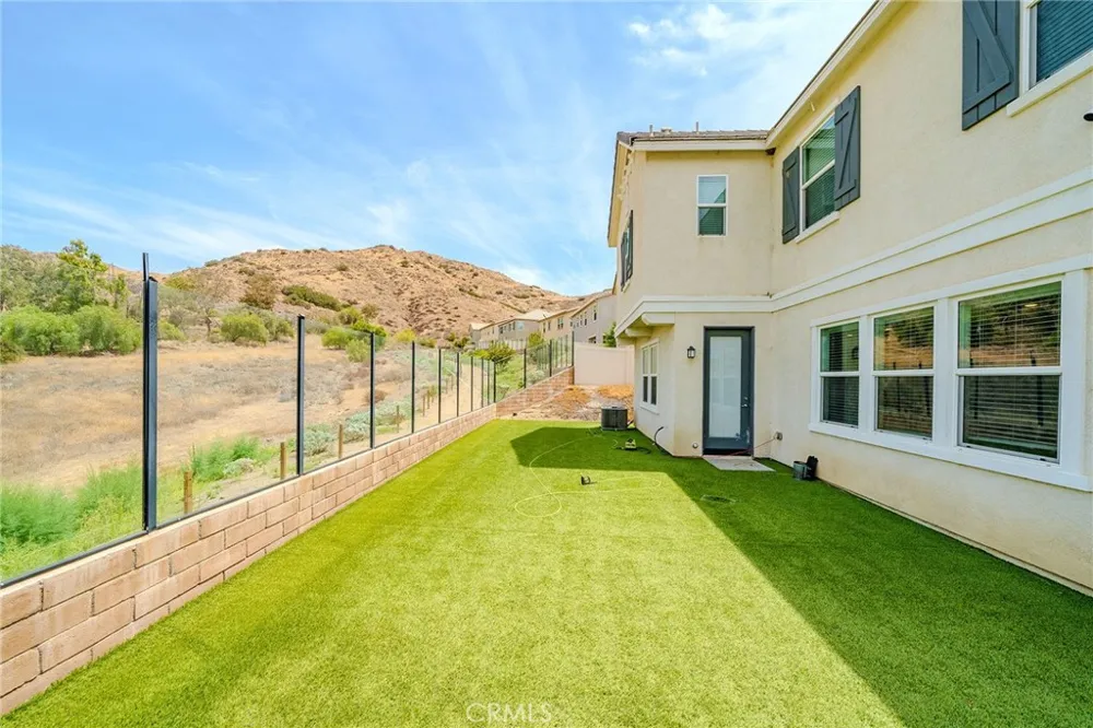 24571 Acadia Drive Corona, CA 92883
