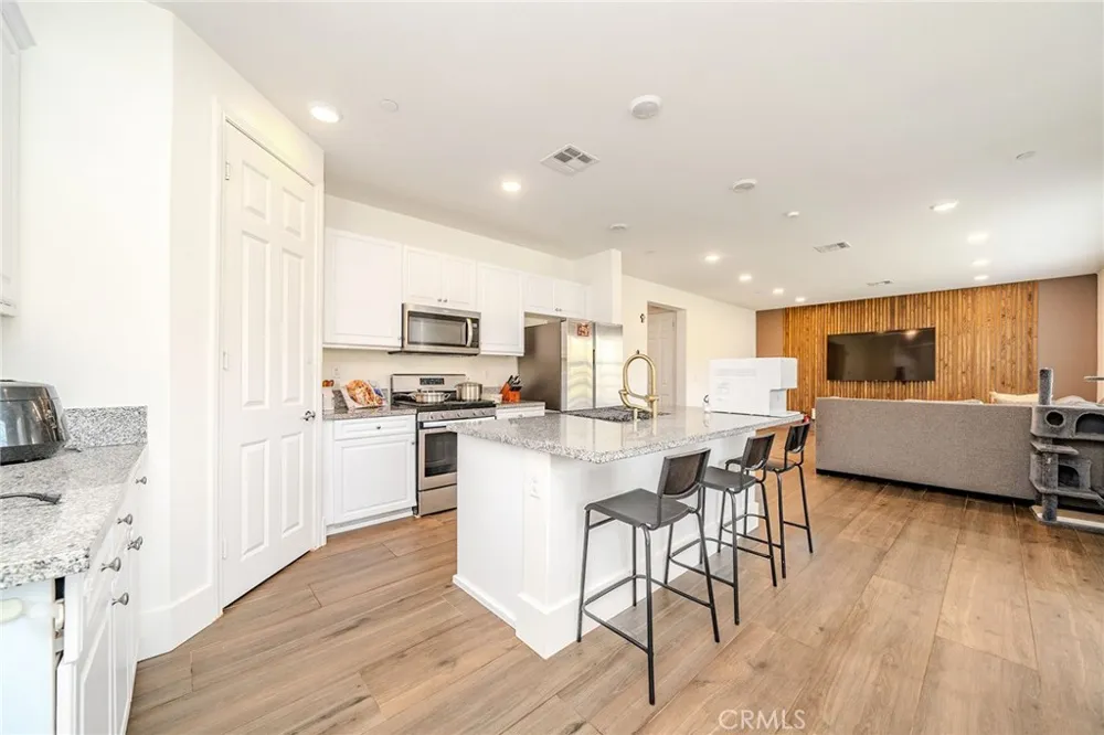 24571 Acadia Drive Corona, CA 92883