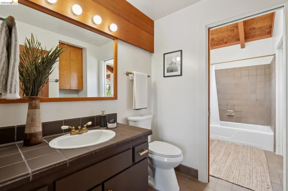 1170 Colusa Ave Berkeley, CA 94707