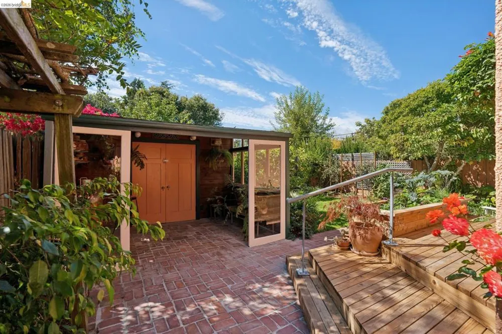1170 Colusa Ave Berkeley, CA 94707