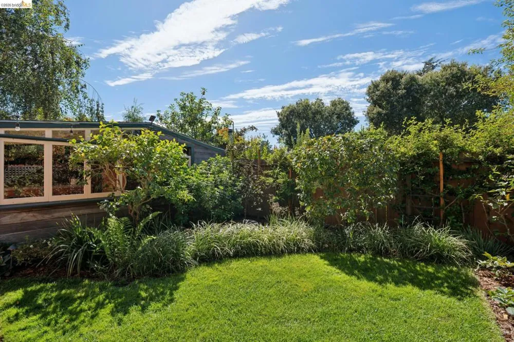 1170 Colusa Ave Berkeley, CA 94707