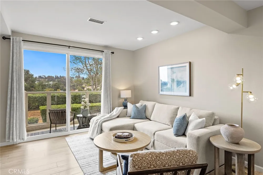 30902 Clubhouse #24E Laguna Niguel, CA 92677
