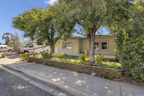 774 Oro Street