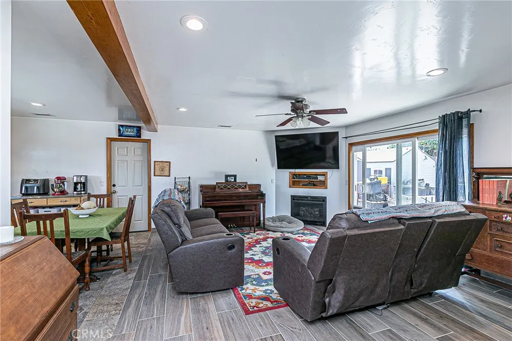 1216 Via Alta Santa Maria, CA 93455