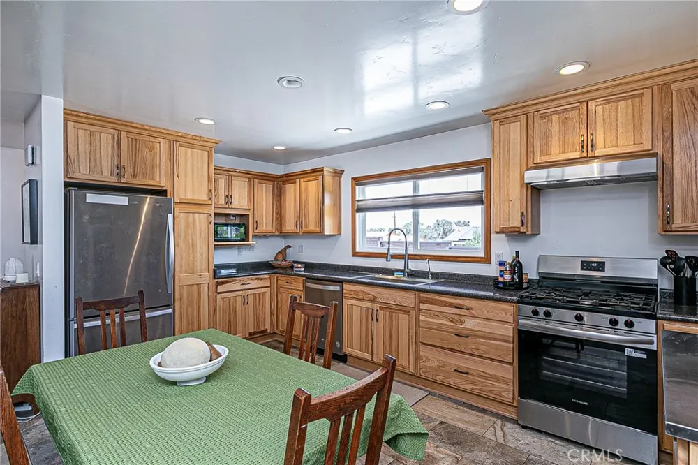 1216 Via Alta Santa Maria, CA 93455