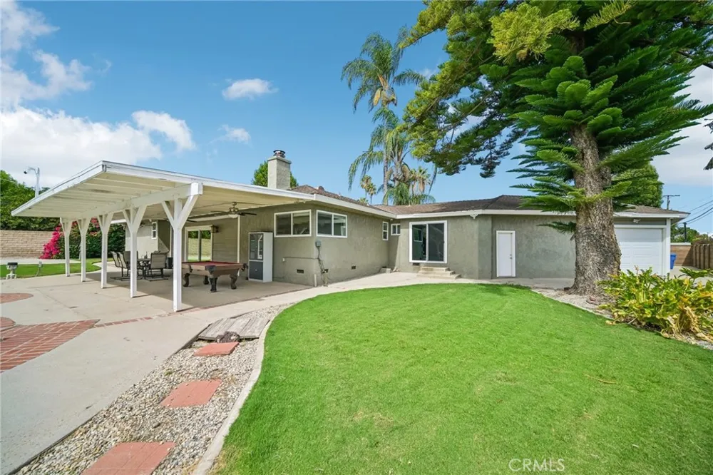 9509 Jellico Avenue Northridge, CA 91325