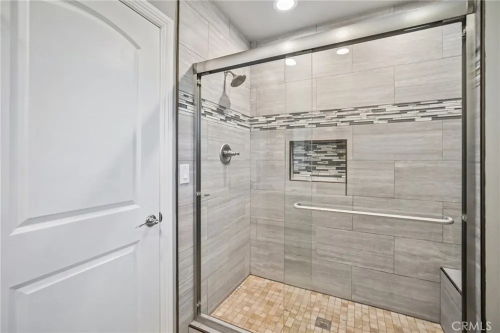 9509 Jellico Avenue Northridge, CA 91325