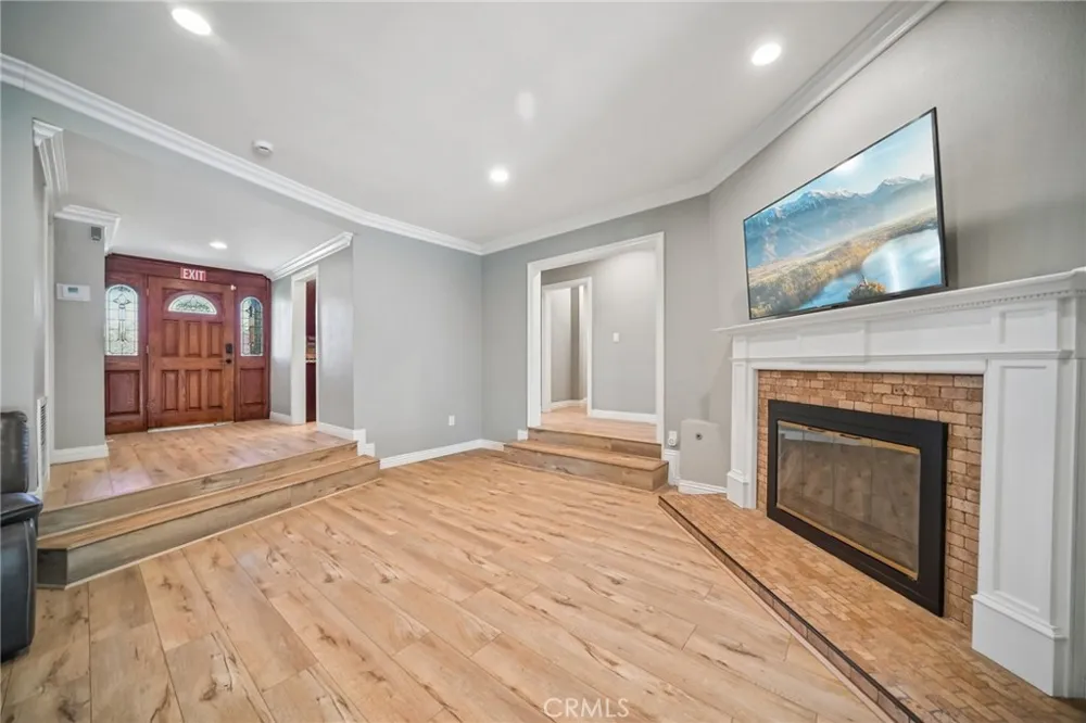 9509 Jellico Avenue Northridge, CA 91325