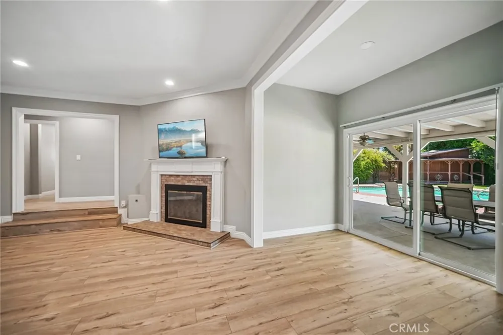 9509 Jellico Avenue Northridge, CA 91325