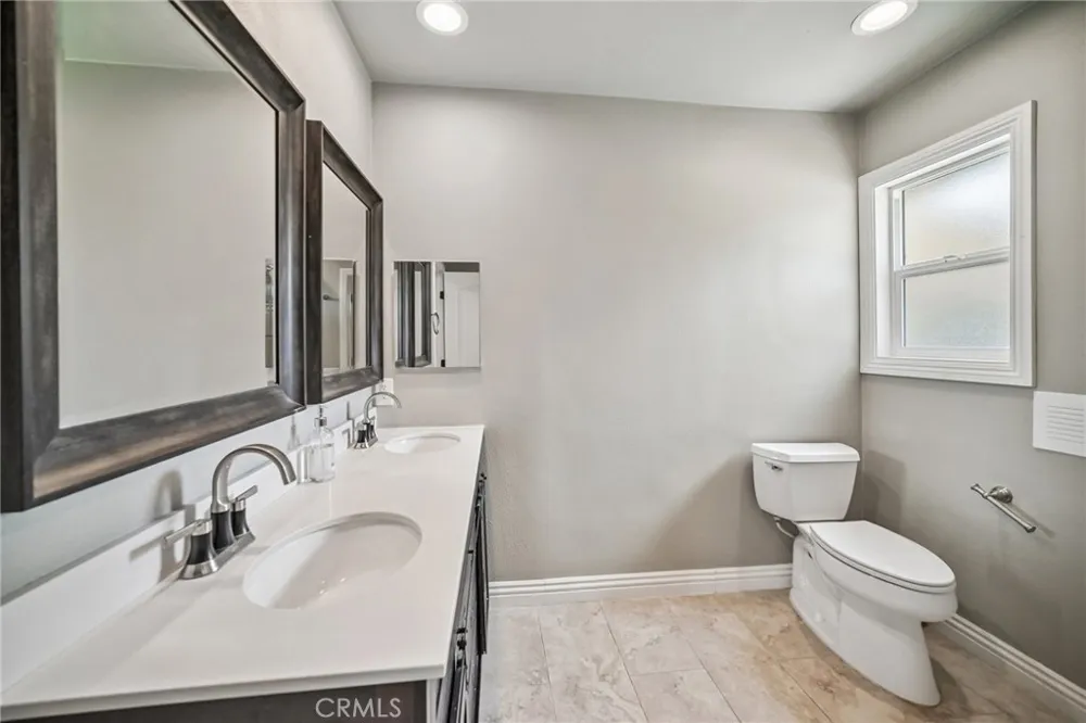 9509 Jellico Avenue Northridge, CA 91325