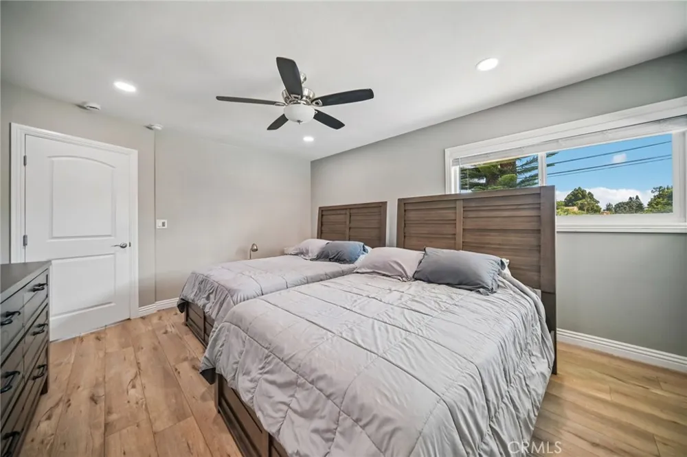 9509 Jellico Avenue Northridge, CA 91325