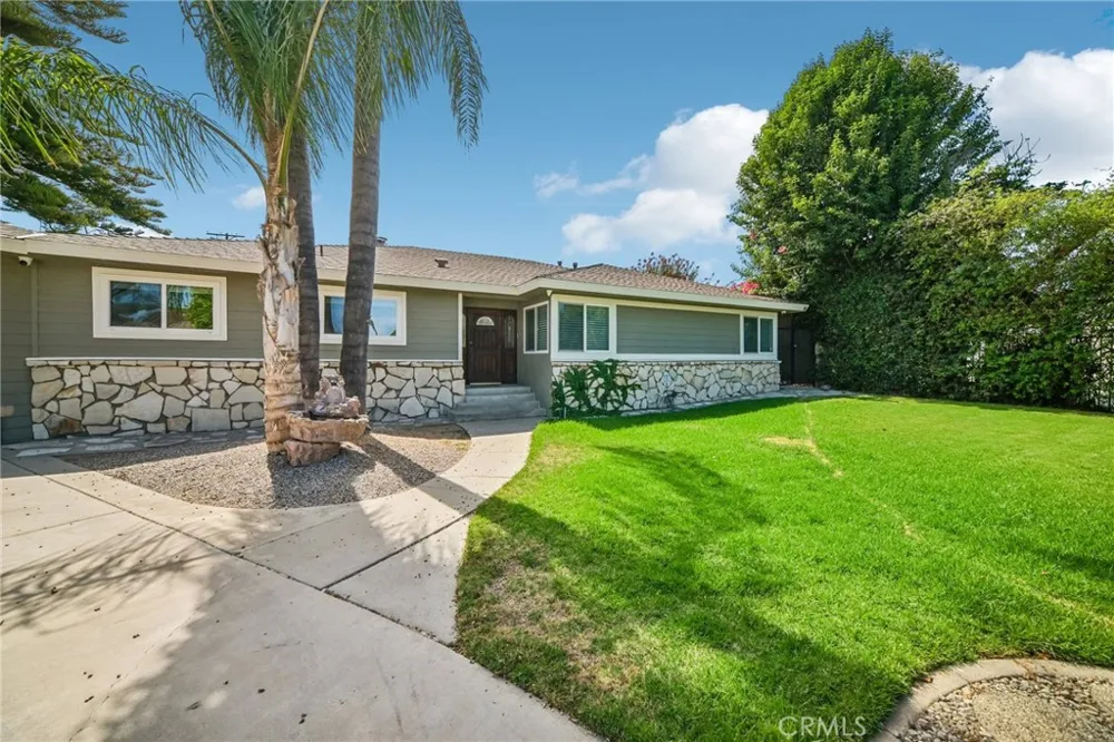 9509 Jellico Avenue Northridge, CA 91325