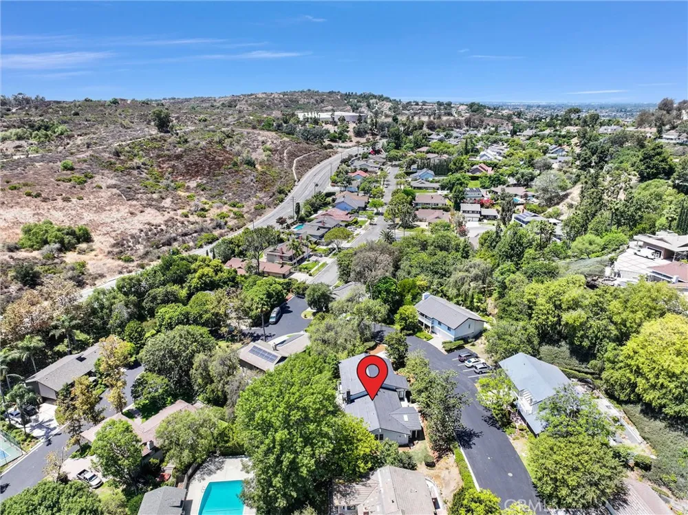 2973 Lakeview Way Fullerton, CA 92835